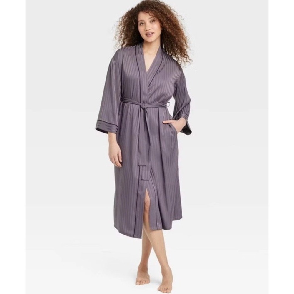 Women's Luxury Collection Shadow Striped Long Satin Robe - Auden Deep Purple M L